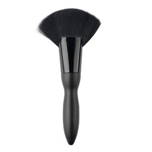 1 PC Makeup Fan Goat Hair Blush Face Powder Foundation Cosmetic Brush Imported Nylon kit pincel 2017 Anne