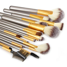 18pcs Makeup Brushes set Fondation Eyeshadow Cosmetic Tool with Leather pincel de base Anne