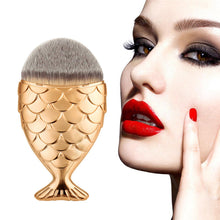 1pcs Pro Rose Gold Fish Scale Makeup Brush Fishtail Bottom Brush Powder Blush Makeup Foundation Cosmetic Brushes Tool kits