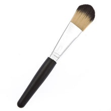 2016 Hot Sale 1pc Wooden Handle Powder Blush Brush Foundation Brush Makeup Tool Easy to clean Anne