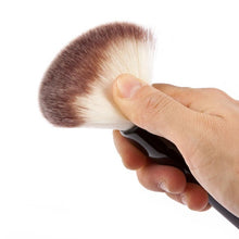 2016 New Women imports three-color nylon wool Cosmetic Makeup Blusher Curve Foundation Brush Anne