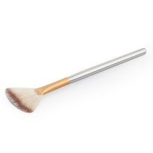 2016 Women Beauty 1Pcs Fan Brush Portable Slim Professional Makeup Brushes Freeshipping