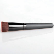 2017 New Arrivals Foundation Brush Multi-Function Makeup Brush Facial Care Liquid Soft Synthetic Hair Wooden Brush Anne