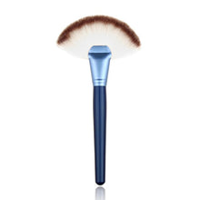 2017 New Arrivals Makeup Large Fan Goat Hair Blush Face Powder Foundation Cosmetic Brush Imported Nylon Anne