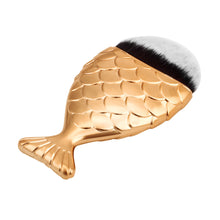 2017 New Designed Fish Scale Makeup Brush Fishtail Bottom Brush Powder Blush Makeup Cosmetic Brushes Tool 1 pcs pinceaux