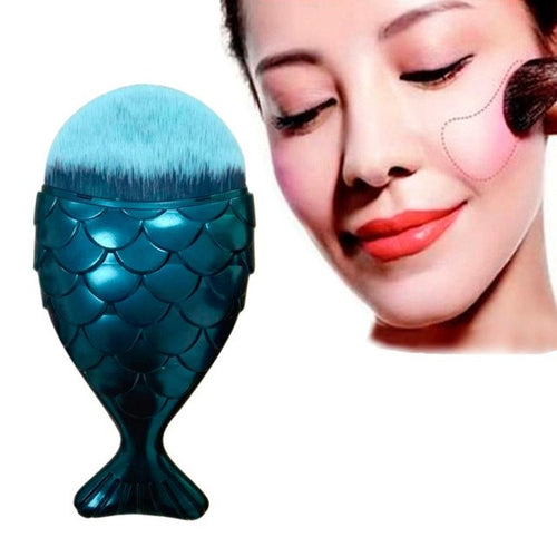 2017 New Women Fish Scale Makeup Brush Fishtail Bottom Brush Powder Blush Makeup Cosmetic Brushes Tool pincel Anne