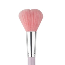 2017 Quality Guarantee Nylon hair 1 PC Cosmetic Makeup Face Powder Blusher Foundation Heart Shape Brush Anne