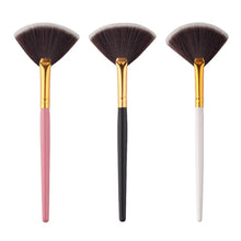 2017 new style 15cm Artificial Fiber Material 1Pc Fan Brush Portable Slim Professional Makeup Brush Anne