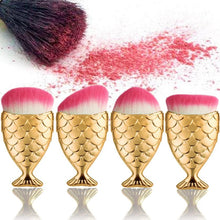 Fresh Fish Scale Makeup Brush Fishtail Bottom Brush Powder Blush Makeup Cosmetic Brushes Tool pincel maquiagem natural Anne
