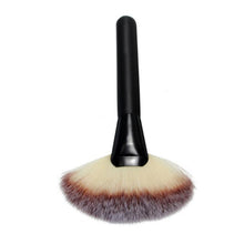 Good choice for women Makeup Large Fan Goat Hair Blush Face Powder Foundation Cosmetic Brush real brush Anne