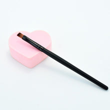 Realer 12.8cm Eyebrow Cosmetic Makeup Brush Suitable for professional use or home use Anne