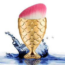 Very popular Fish Scale Makeup Brush Fishtail Bottom Brush Powder Blush Makeup Cosmetic Brushes Tool powder brush Anne