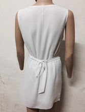 White Beach Women Dress Mini Sun V Neck Dress Casual Summer Dress 2015 Vestido Vestidos With Squin Summer Style (With Sashes)