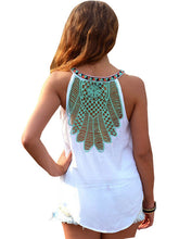 White Hollow Out Floral Embroidery Ethnic Women Tank Round Neck Summer Casual Cute Camis Beach Vest Tee Fashion 2016 Lady Top